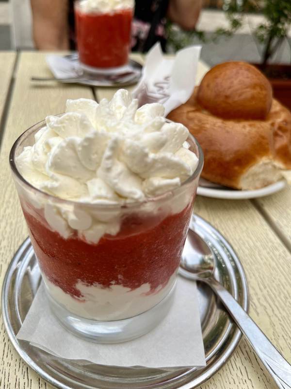 Granita alla fragola