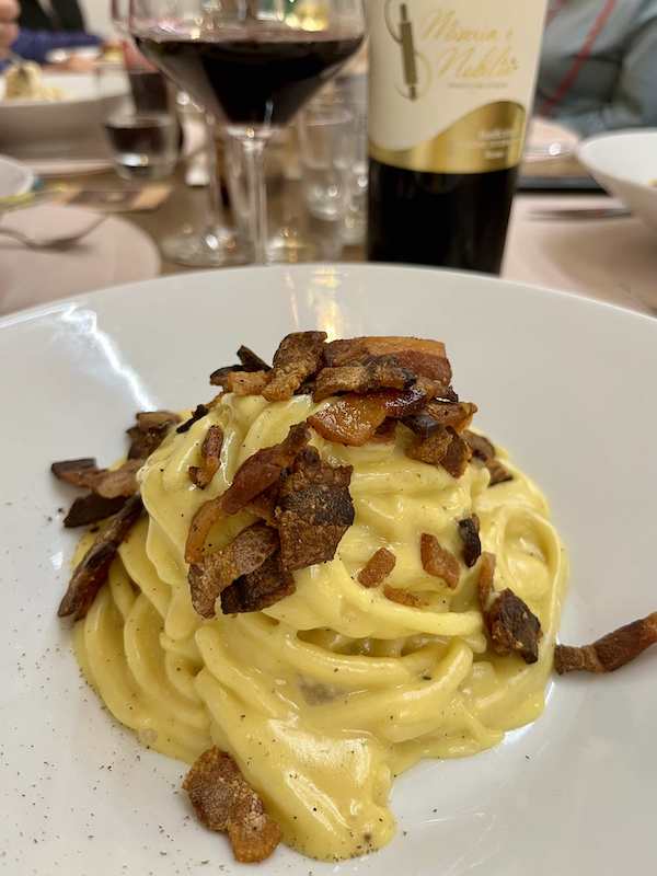 pasta carbonara